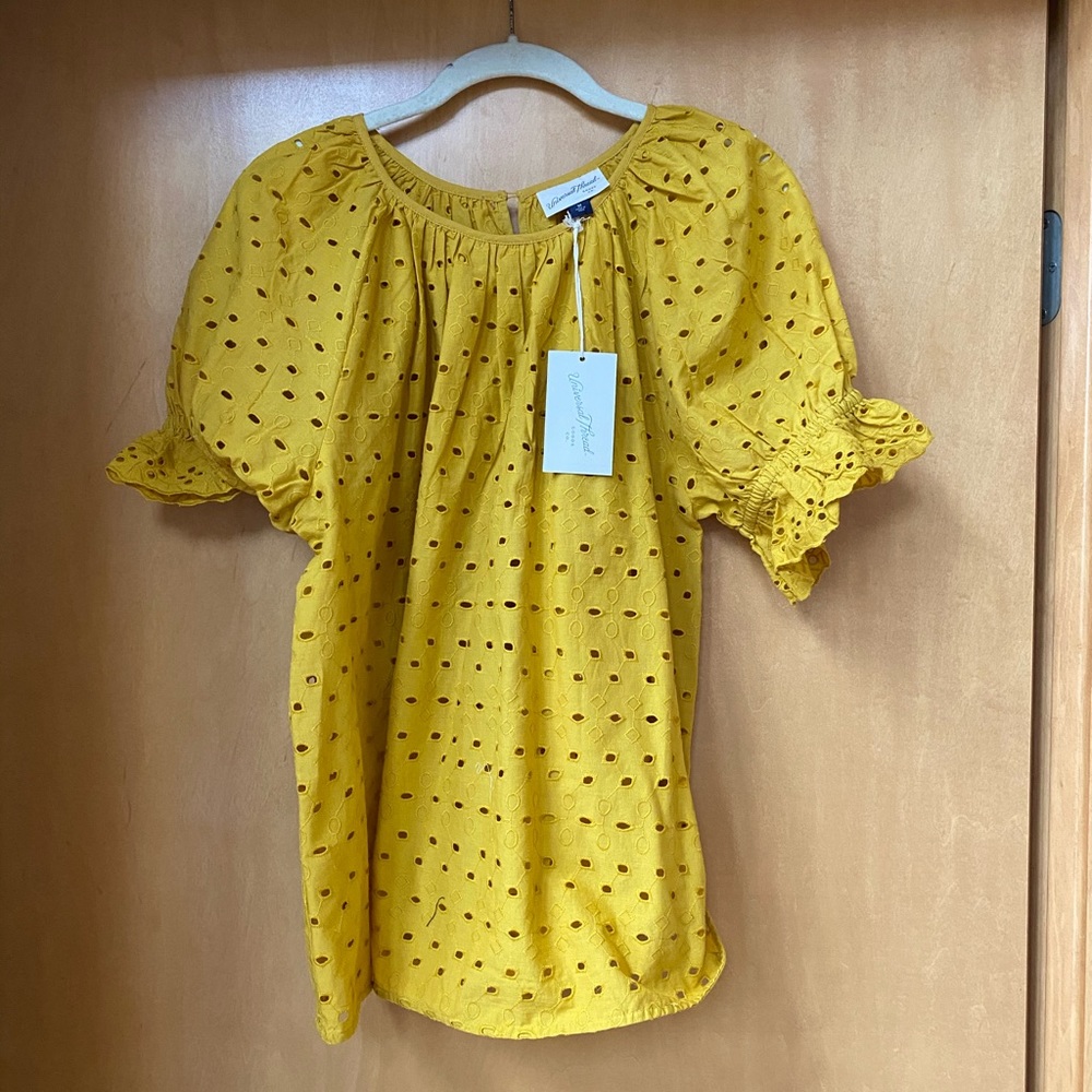 Target Universal Threads Never Worn Blouse!